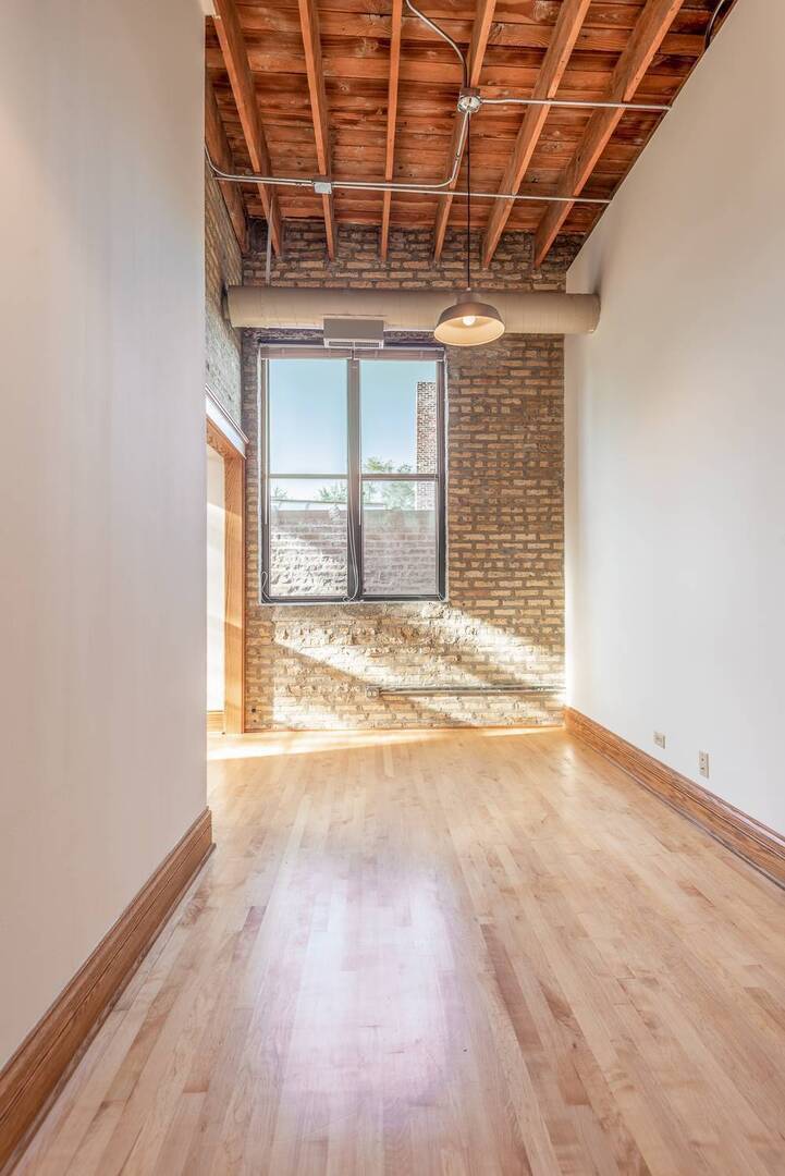 Building Image
