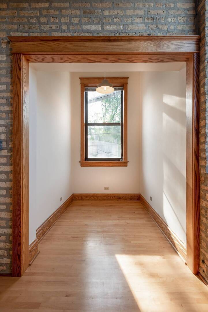 Building Image
